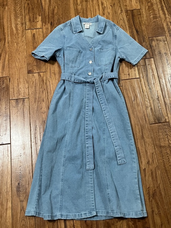 Ashley & Sage Dresses & Skirts - Light Blue Denim Belted Midi Dress Ashley & Sage nwot small women’s dress #619